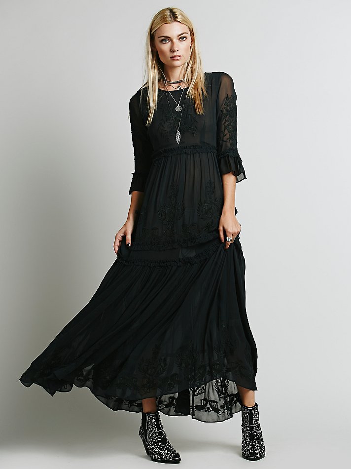 Women  Spring and Autumn Elegant Bohemian Embroidered Long Dress Embroidered Fairy Dress