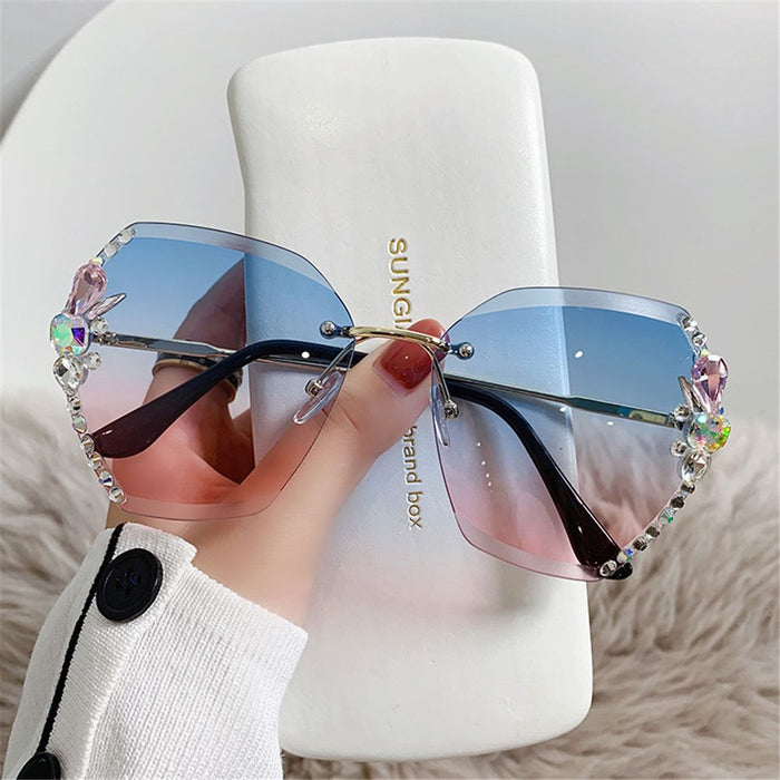 Vintage Rimless Rhinestone UV400 Sunglasses Fashion Brand Designer Sunglasses Retro Cutting Lens Gradient Sun Glass Female Shade