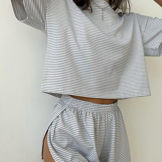 Fall Short Sleeved Shorts Pajamas Suit Comfort Casual Striped Knitted Home Wear for Women