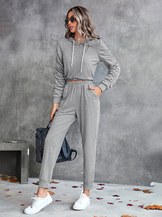 New solid color casual pleated hooded long-sleeved suit