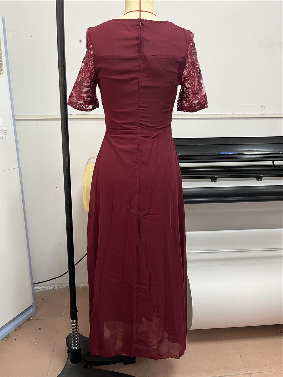 Women Dress Round Neck Long Sleeve Slim Dress Solid Color Midi Dress