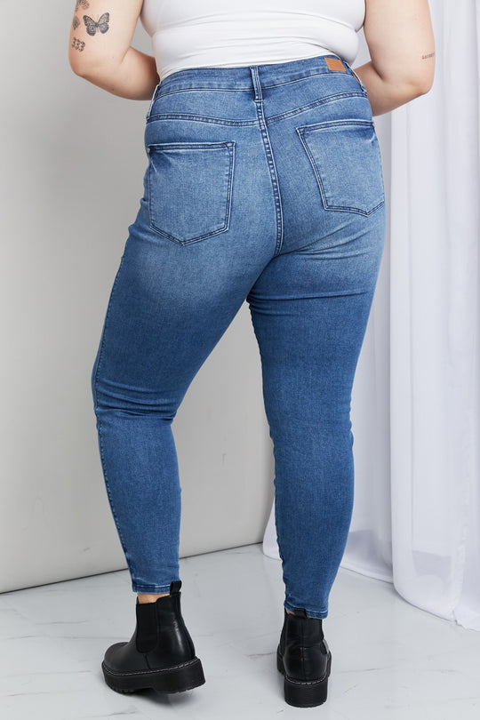 Judy Blue Full Size Cooling Denim Skinny Jeans
