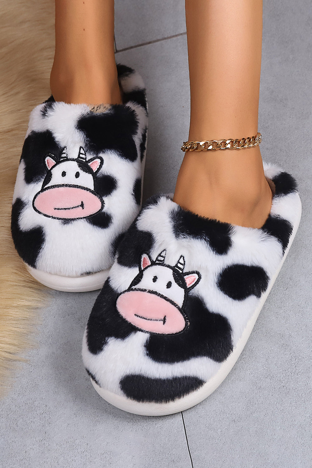 White Cartoon Animal Embroidered Fuzzy Home Slippers