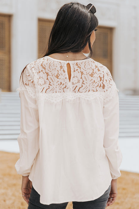 Round Neck Spliced Lace Blouse