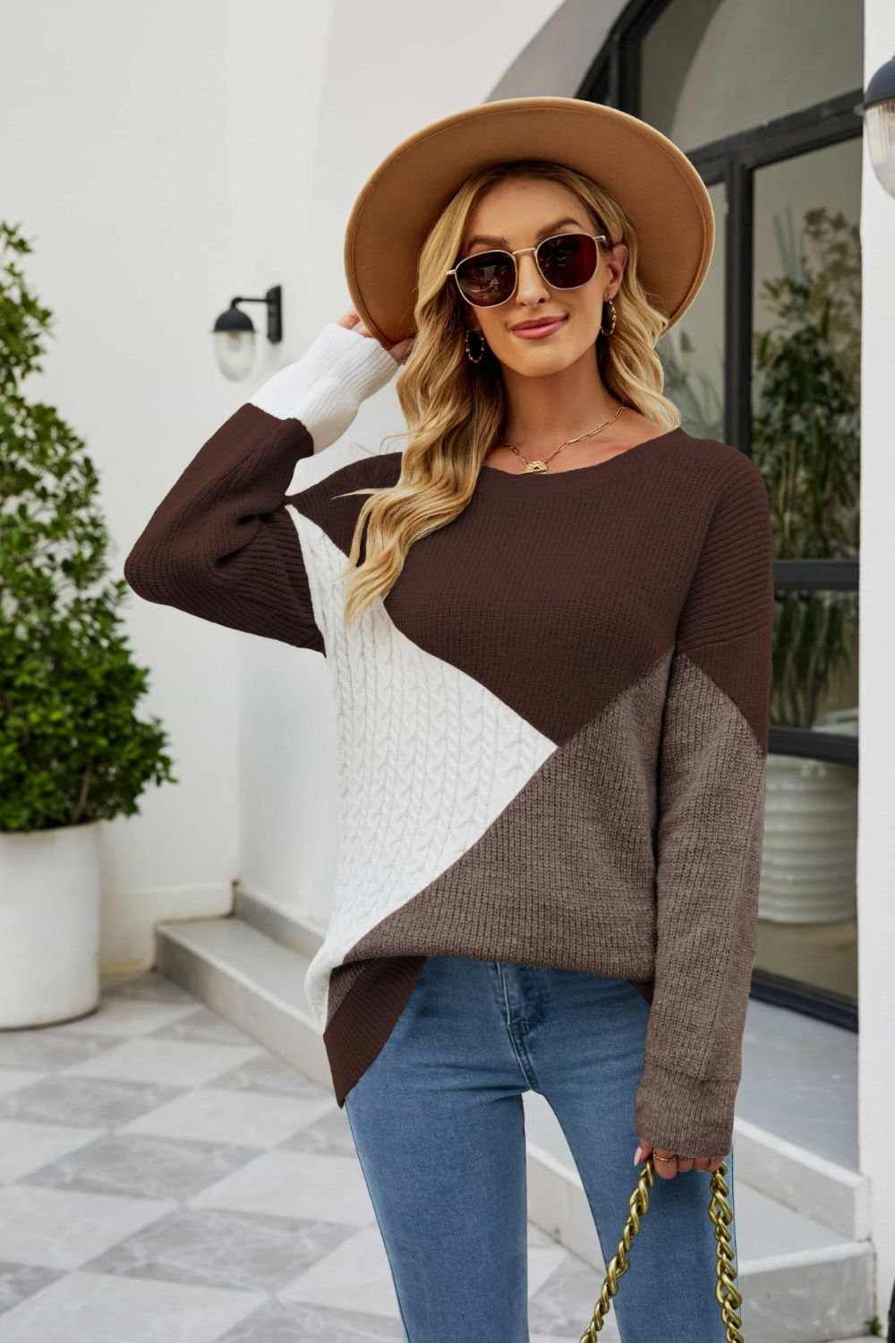 Color Block Rib-Knit Round Neck Sweater