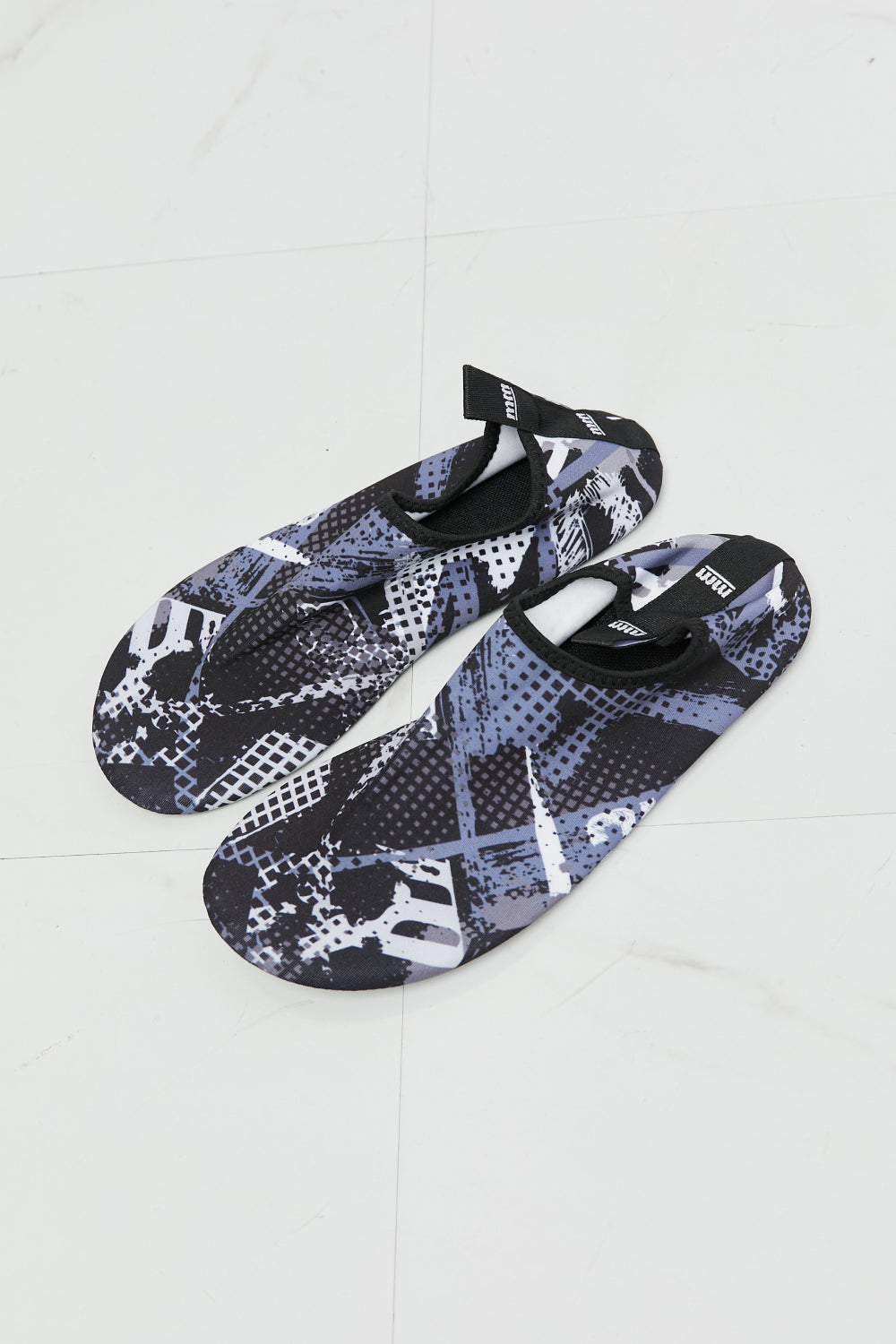 MMshoes On The Shore Water Shoes in Black Pattern - BEAUTY COSMOTICS SHOP