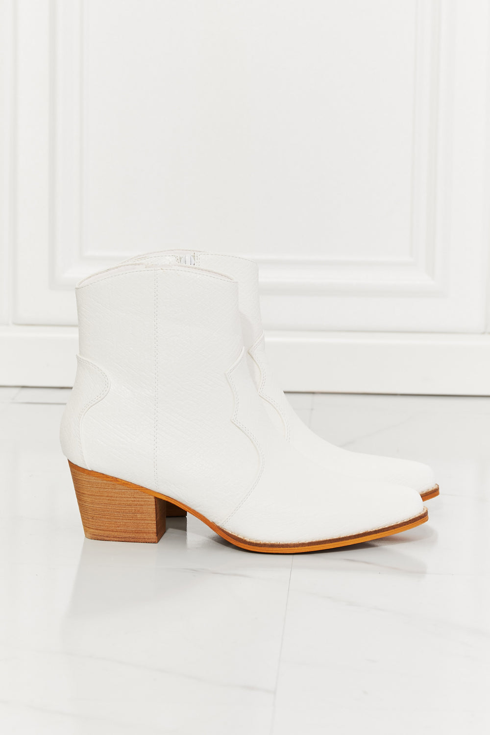MMShoes Watertower Town Faux Leather Western Ankle Boots in White - BEAUTY COSMOTICS SHOP